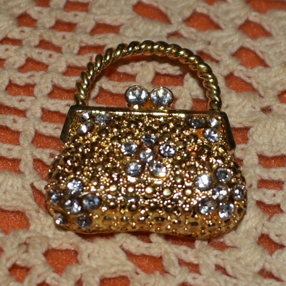 Purse Pin